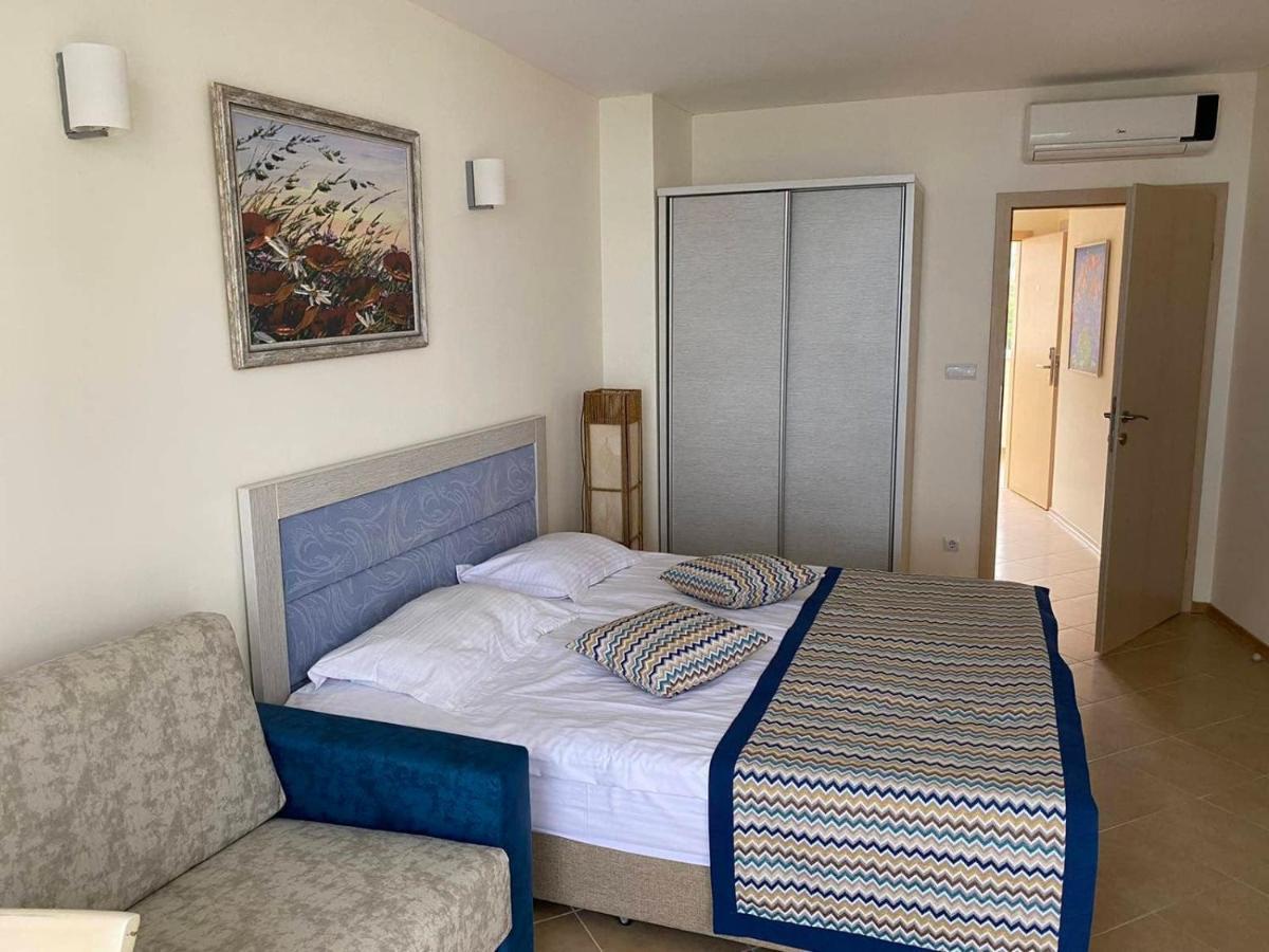 Royal Bay Resort Balchik Exterior photo