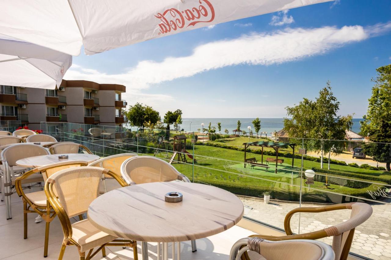 Royal Bay Resort Balchik Exterior photo