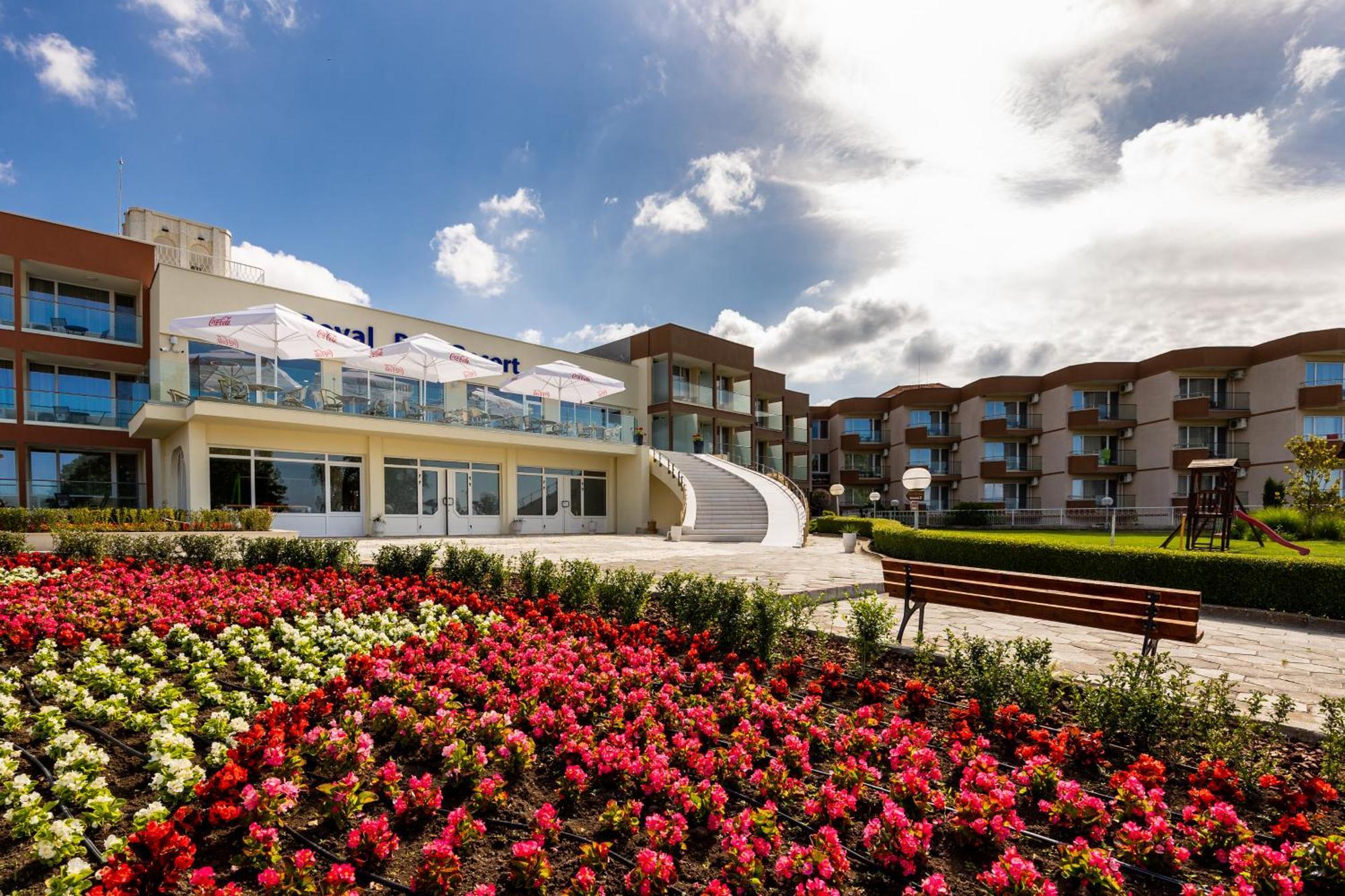 Royal Bay Resort Balchik Exterior photo